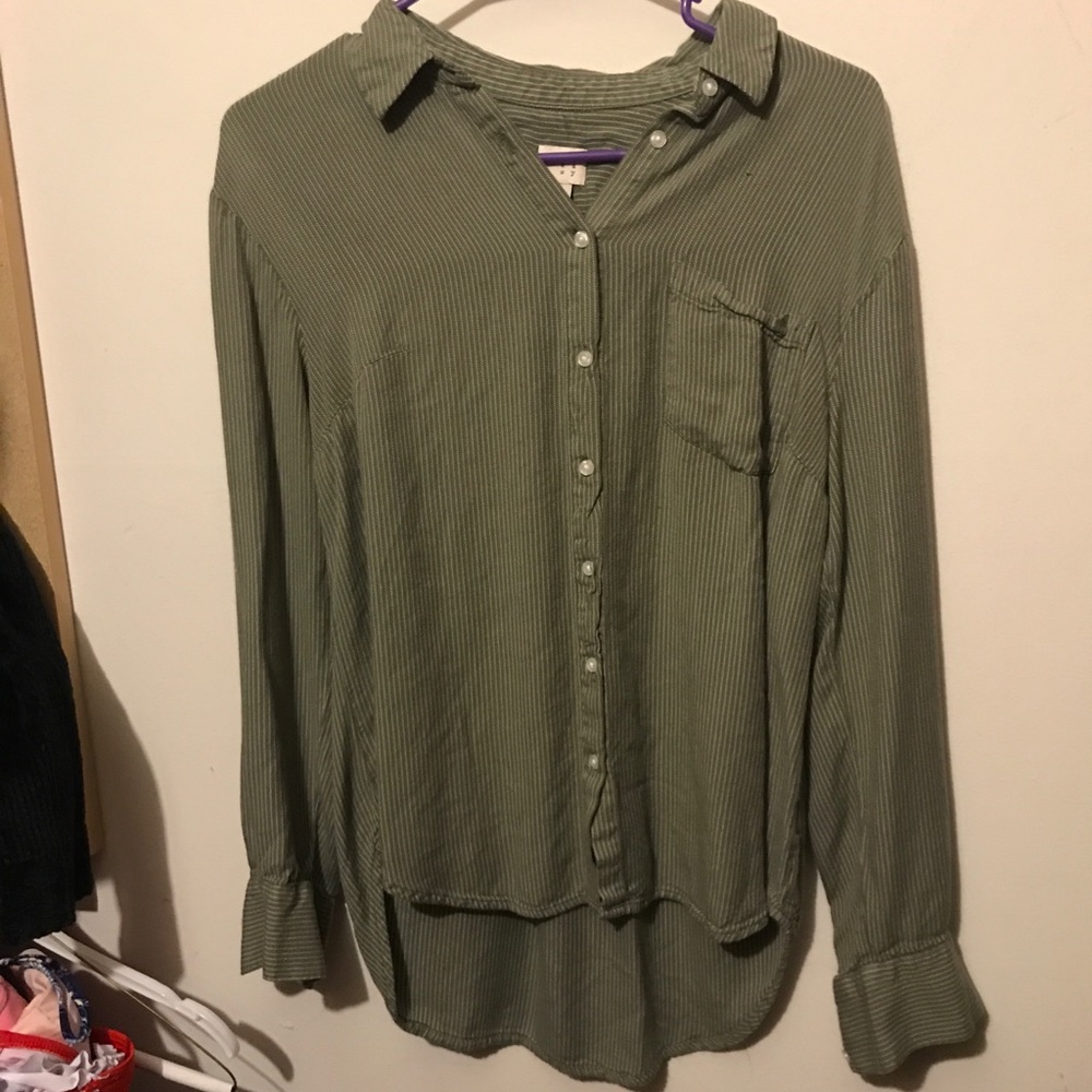 Green button down